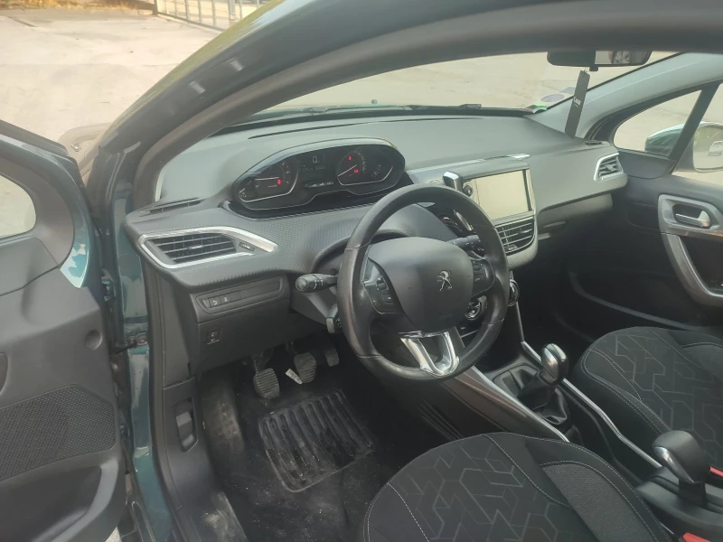 Peugeot 2008 Facelift , снимка 17 - Автомобили и джипове - 47657680