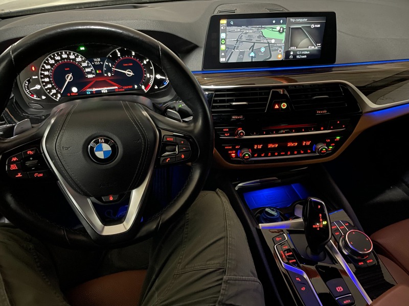 BMW 530 XD | Гаранция | 360 Камери| Обдухване | Softclose, снимка 9 - Автомобили и джипове - 45570768