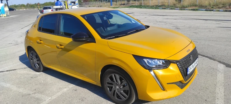 Peugeot 208, снимка 1 - Автомобили и джипове - 47931231