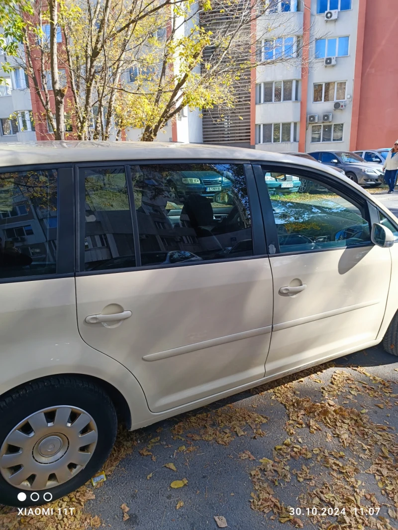 VW Touran, снимка 1 - Автомобили и джипове - 48284798