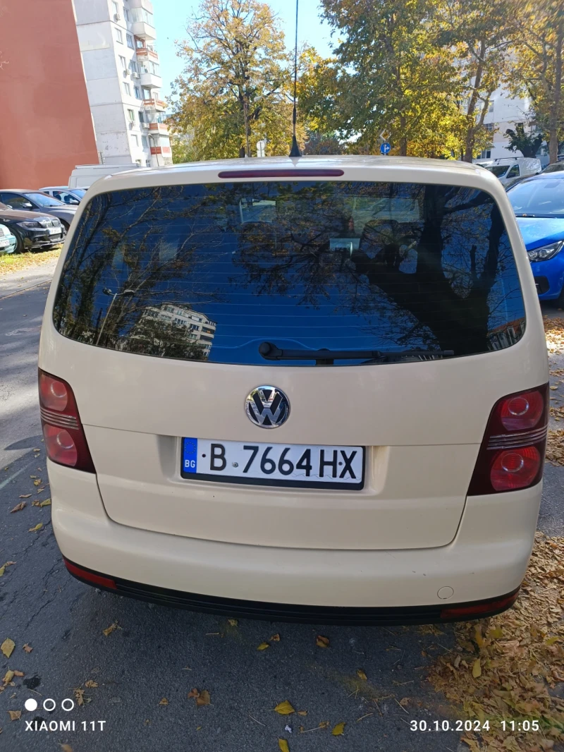 VW Touran, снимка 6 - Автомобили и джипове - 48284798