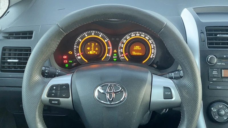 Toyota Auris 1.33VVT-I FACELIFT 125000км Германия ОТЛИЧНА, снимка 14 - Автомобили и джипове - 48407827