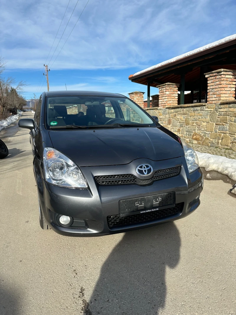 Toyota Corolla verso D4D 7 местна, снимка 4 - Автомобили и джипове - 48571896