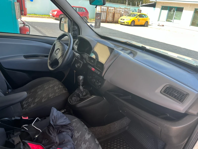 Opel Combo 1.4T/Метан/Ван от България, снимка 13 - Автомобили и джипове - 52447382