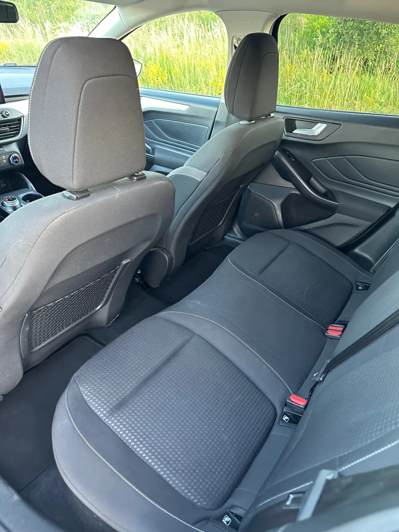Ford Focus 1.5D/DISTRONIC/LANE ASSIST/2021/LED/CARPLAY, снимка 10 - Автомобили и джипове - 50775279