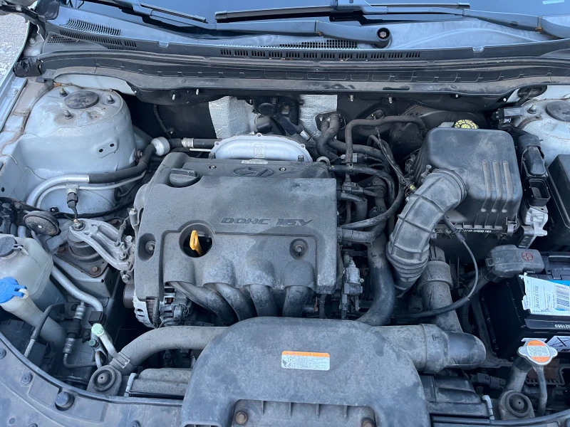Hyundai I30 1.6i DOHC, снимка 15 - Автомобили и джипове - 52133710