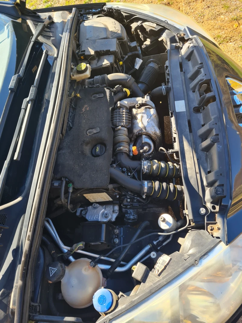 Peugeot 308 1.6HDI Автоматик, снимка 11 - Автомобили и джипове - 52263188