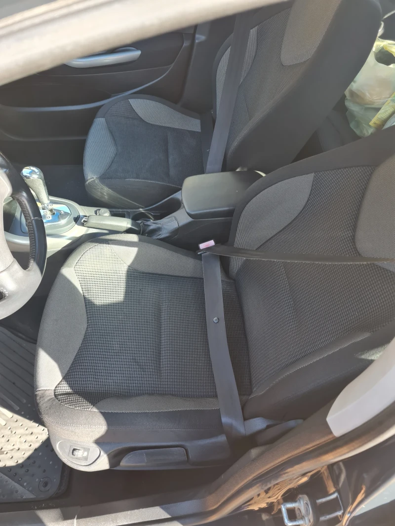 Peugeot 308 1.6HDI Автоматик, снимка 7 - Автомобили и джипове - 52263188