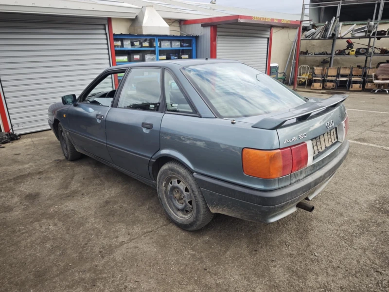 Audi 80 1.8, снимка 3 - Автомобили и джипове - 52320694