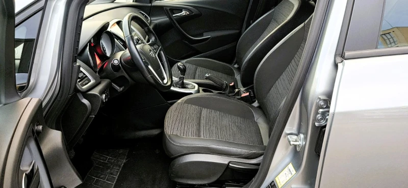 Opel Astra 1.6cdti* FACELIFT* LED* EURO 6b* 6speed* , снимка 14 - Автомобили и джипове - 52629783
