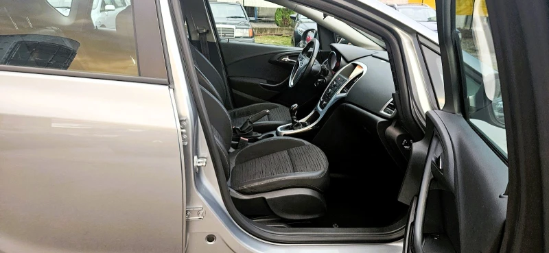 Opel Astra 1.6cdti* FACELIFT* LED* EURO 6b* 6speed* , снимка 11 - Автомобили и джипове - 52629783
