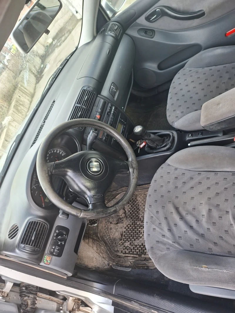 Seat Toledo 1.6 gas, снимка 5 - Автомобили и джипове - 52676827