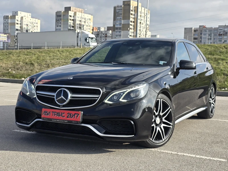 Mercedes-Benz E 350 Топ състояние AMG пакет
