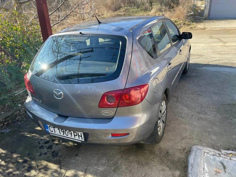 Mazda 3 1.6hdi, снимка 9 - Автомобили и джипове - 48848165