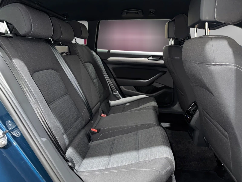 VW Passat 2.0-TDI/200HP/DSG/BUSINESS/CAM/NAVI/LED/KLESS/328v - 58499 лв. - 13948930 | Car24.bg