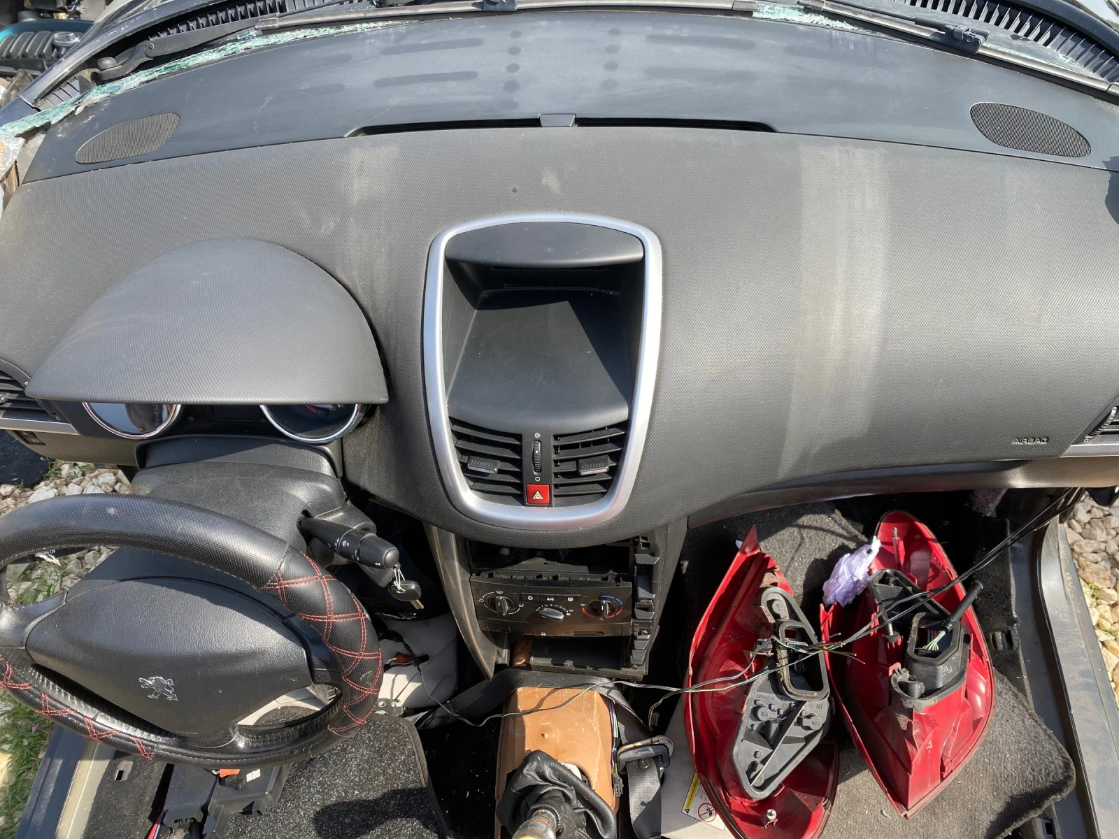 Peugeot 207 2Бр. 1.6 HDI 90(HP)  | Mobile.bg — изображение 12