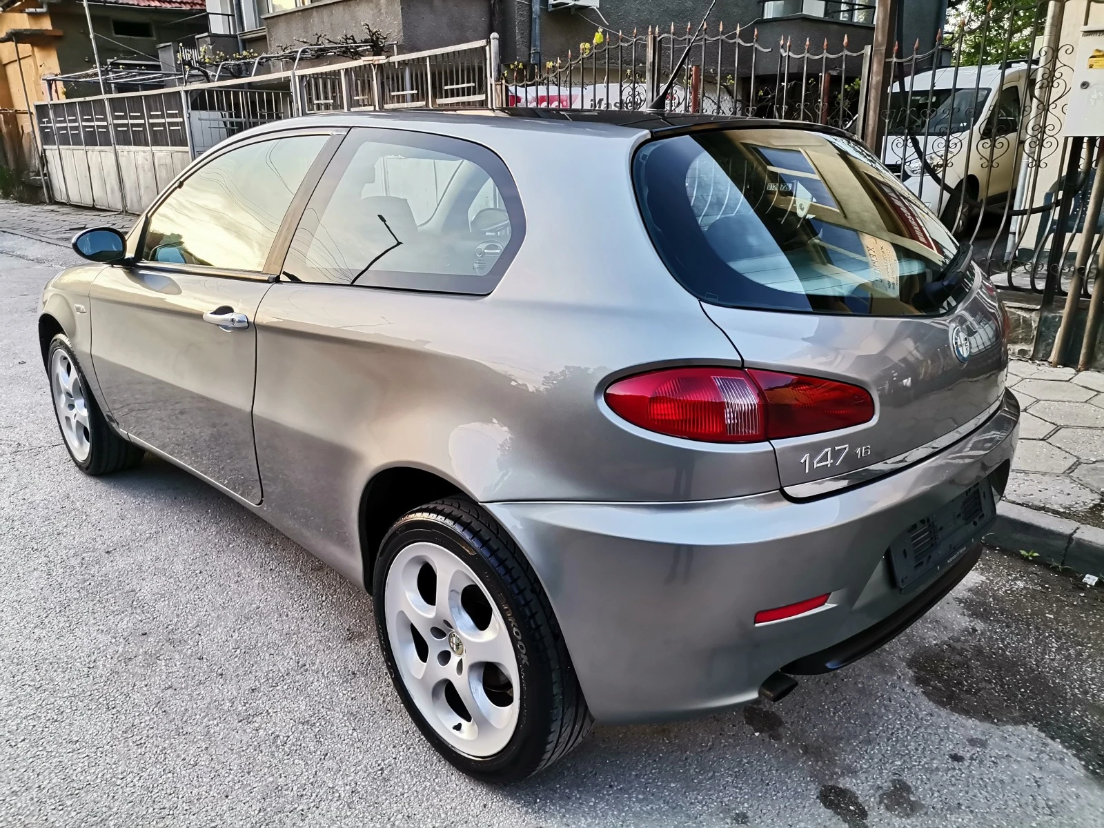 Alfa Romeo 147 1.9JTDm 150k.s. - изображение 3