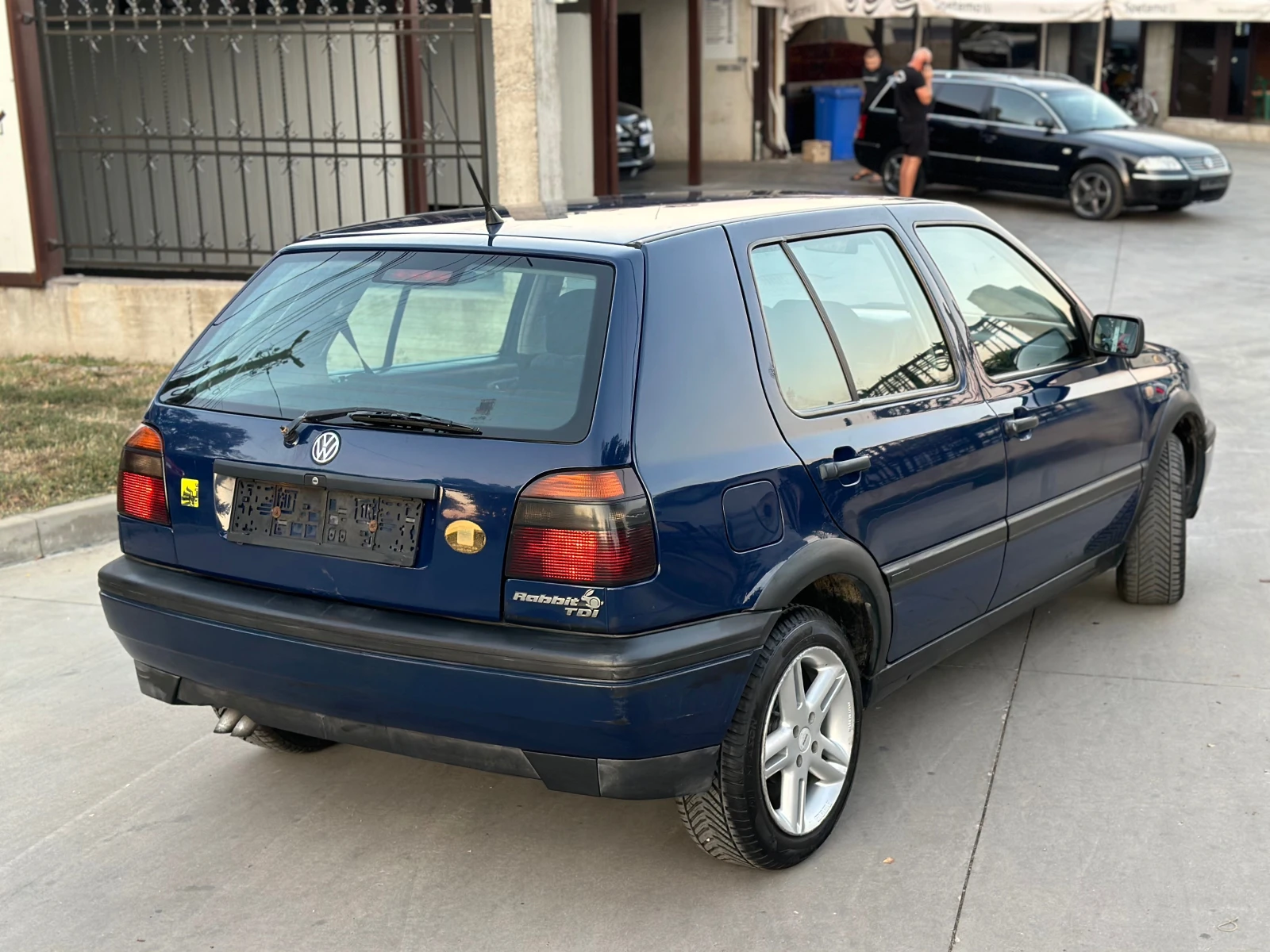 VW Golf 1.9TDI КЛИМАТИК - изображение 2