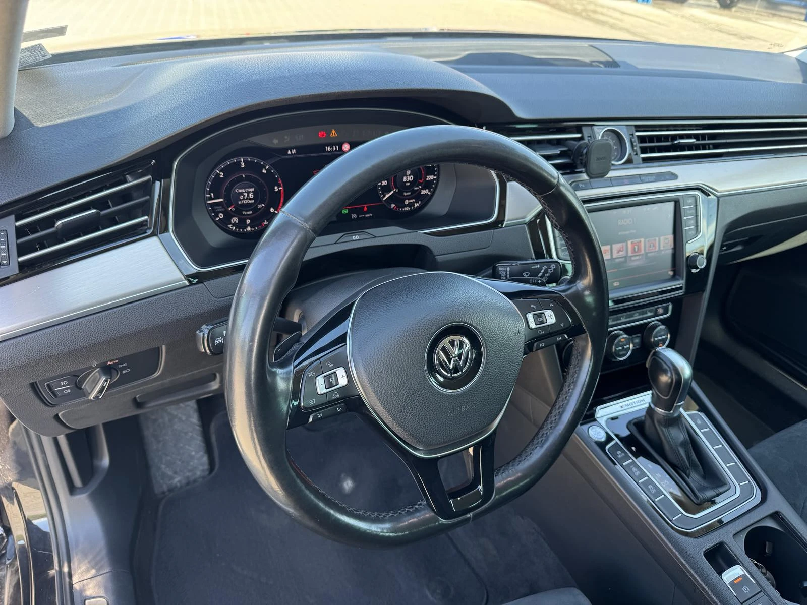 VW Passat  - изображение 6