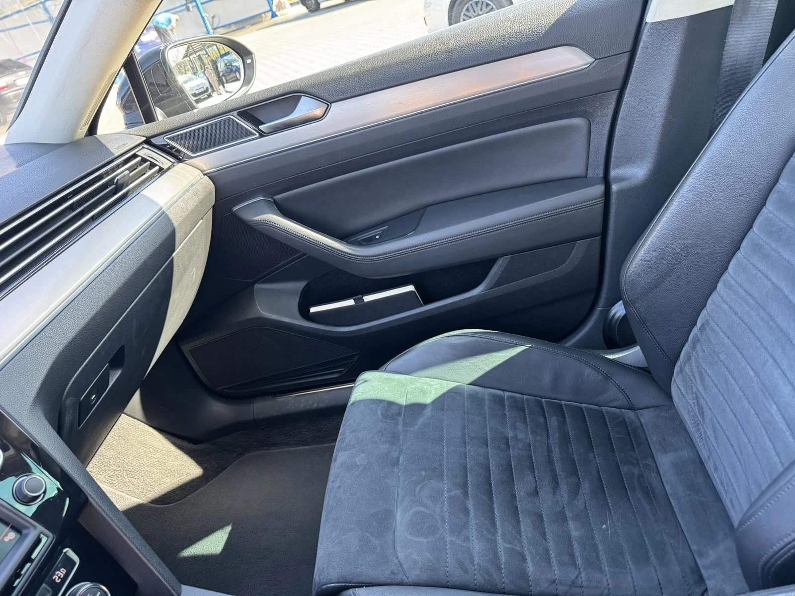 VW Passat  - изображение 10