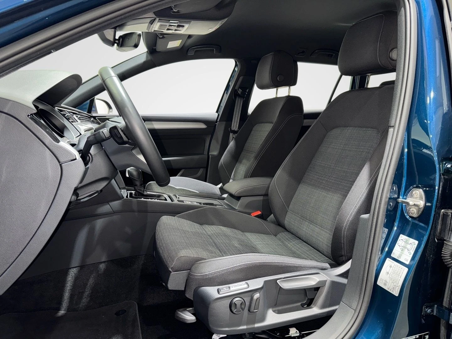 VW Passat 2.0-TDI/200HP/DSG/BUSINESS/CAM/NAVI/LED/KLESS/328v - изображение 10