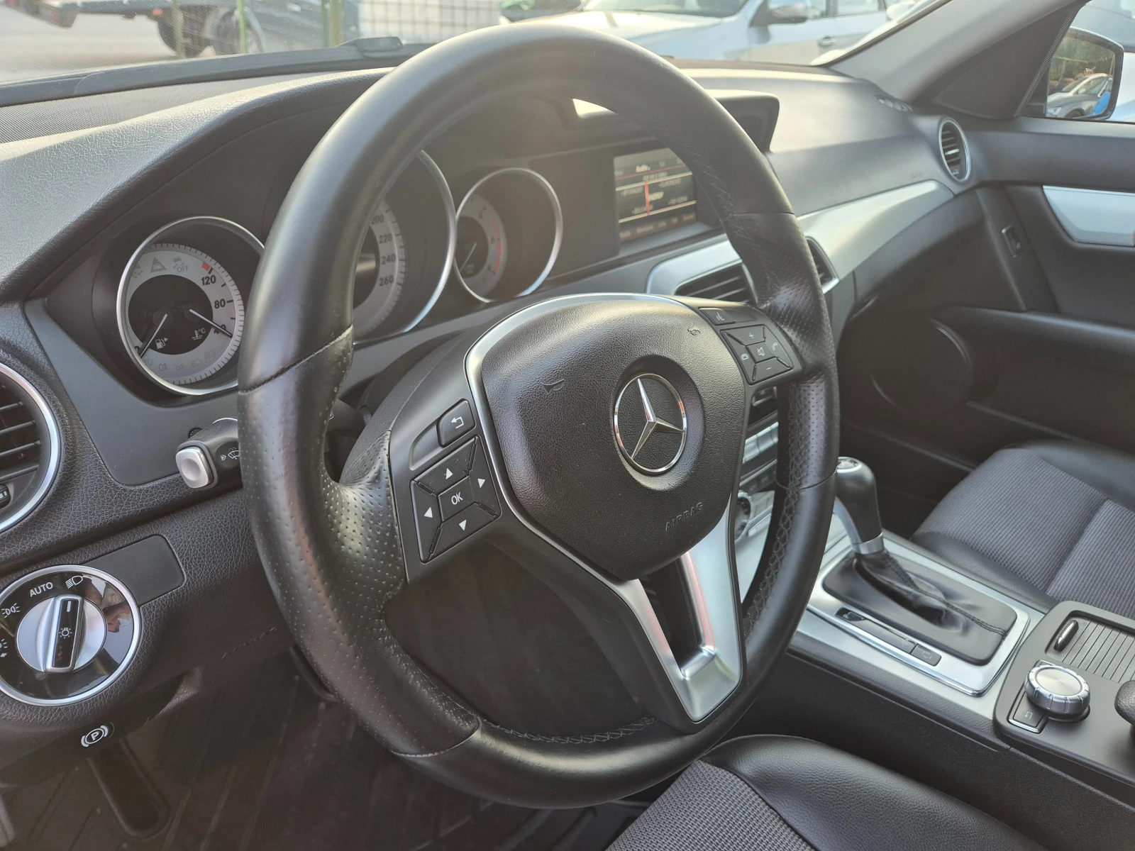 Mercedes-Benz C 200 AVANTGARD  - изображение 7