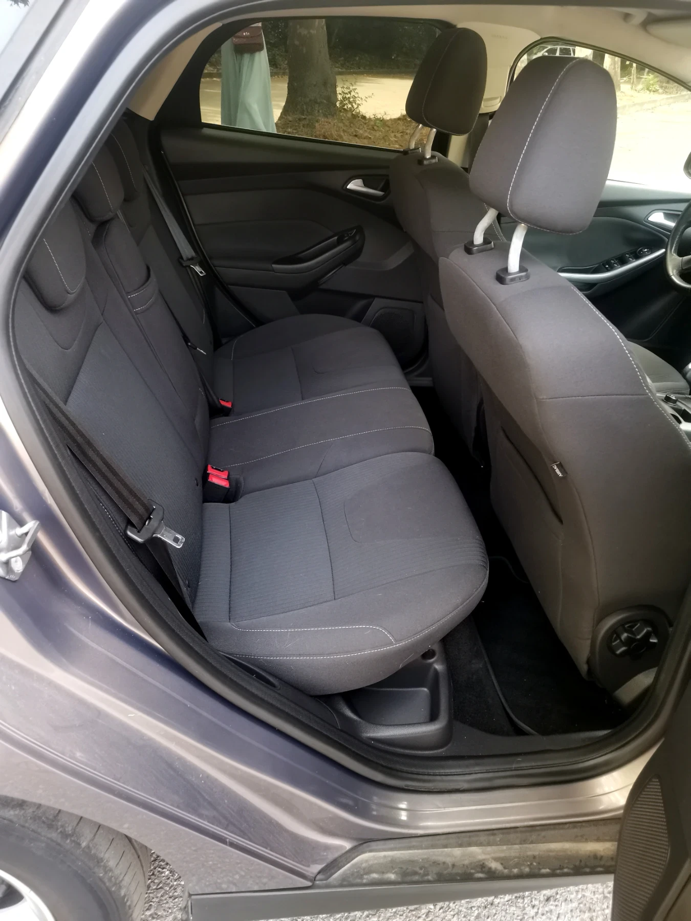 Ford Focus 1.6 TDCI TITANIUM 95 к.с - изображение 8