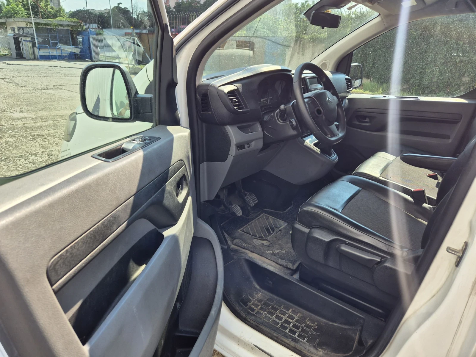 Citroen Jumpy 2.0 - изображение 4