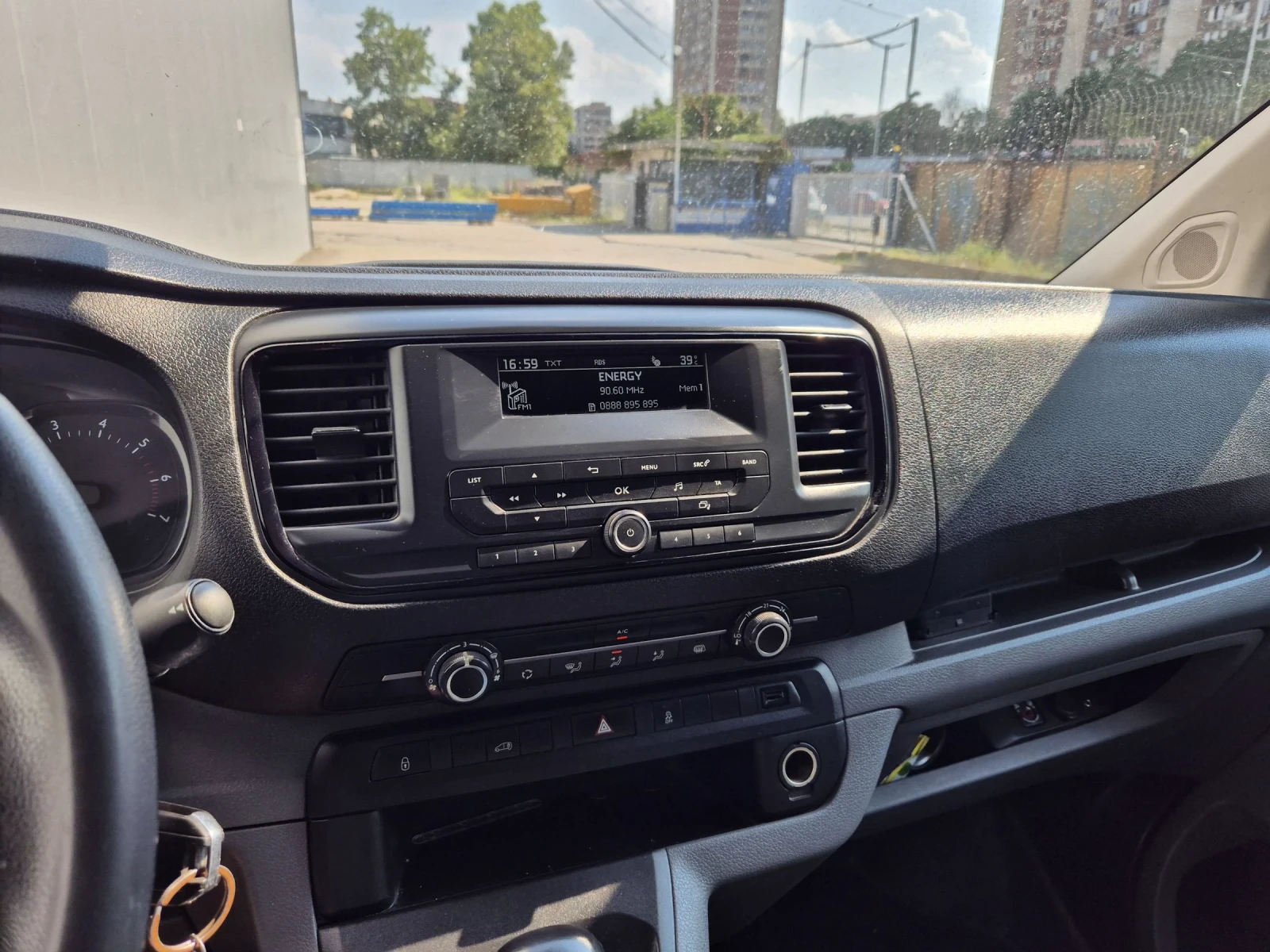 Citroen Jumpy 2.0 - изображение 6