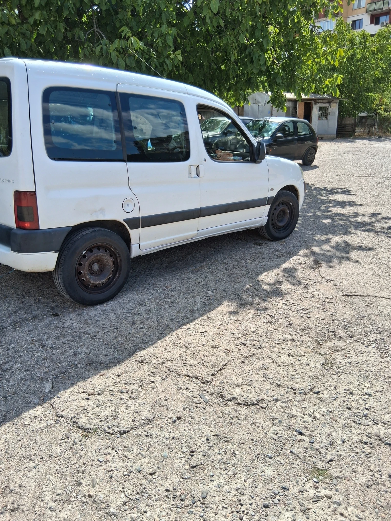 Peugeot Partner 2.0 hdi КЛИМАТИК - изображение 6
