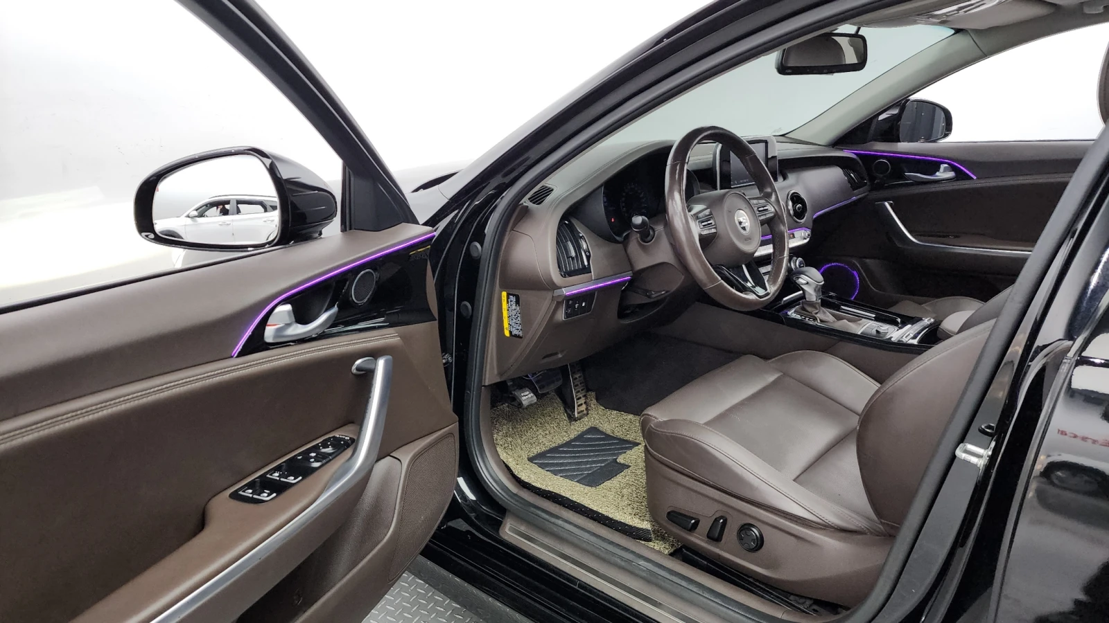 Kia Stinger 2.0T 2WD PRIME - изображение 10