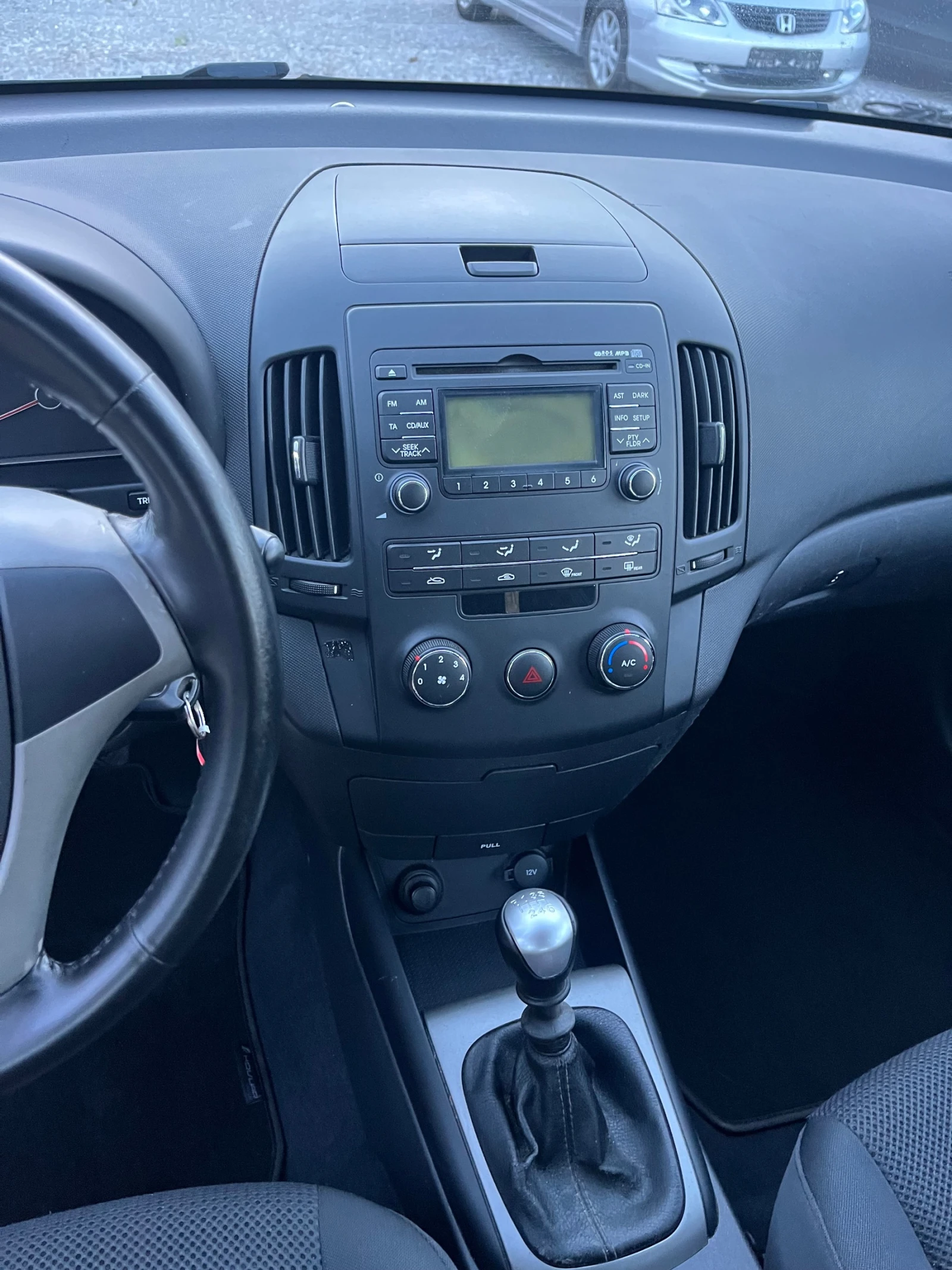Hyundai I30 1.6i DOHC - изображение 10