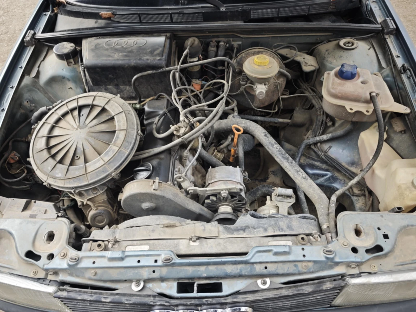 Audi 80 1.8 - изображение 6