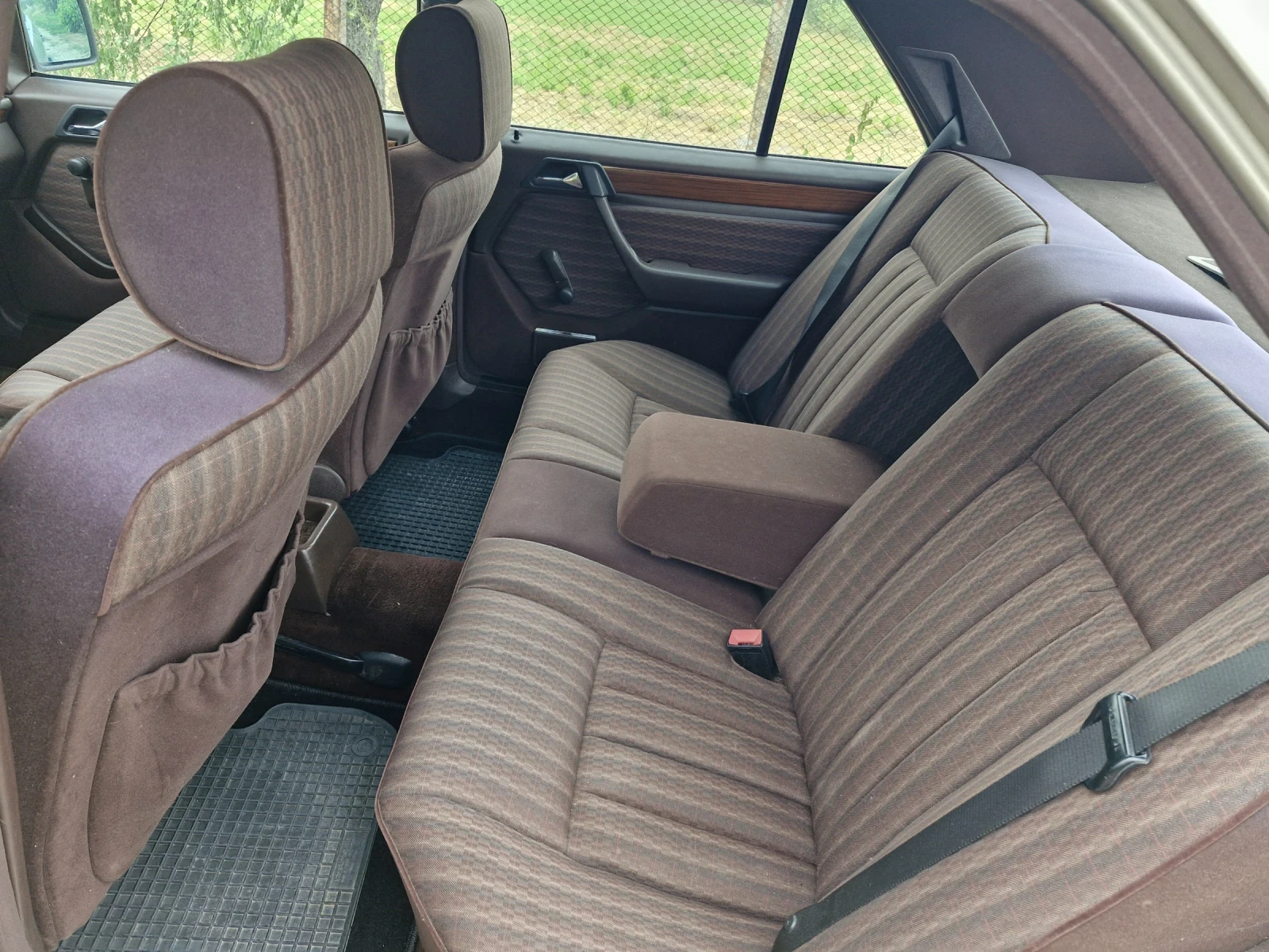 Mercedes-Benz 124 2.0i | Mobile.bg   8