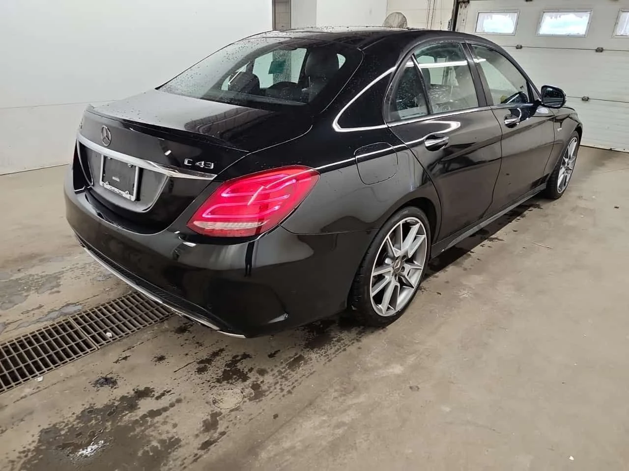 Mercedes-Benz C 43 AMG | BURMESTER| 360 КАМЕРИ| ПАНО| 2 КЛЮЧА| CARFAX, снимка 4 - Автомобили и джипове - 54001783