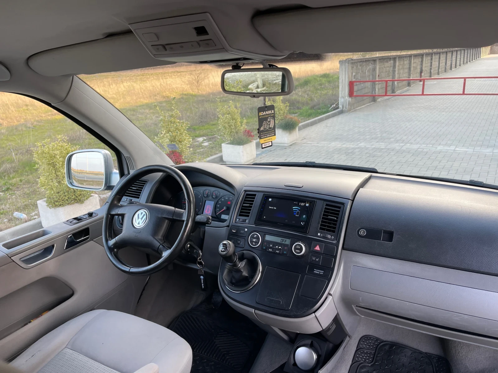 VW Multivan Camper, снимка 7 - Автомобили и джипове - 54006097