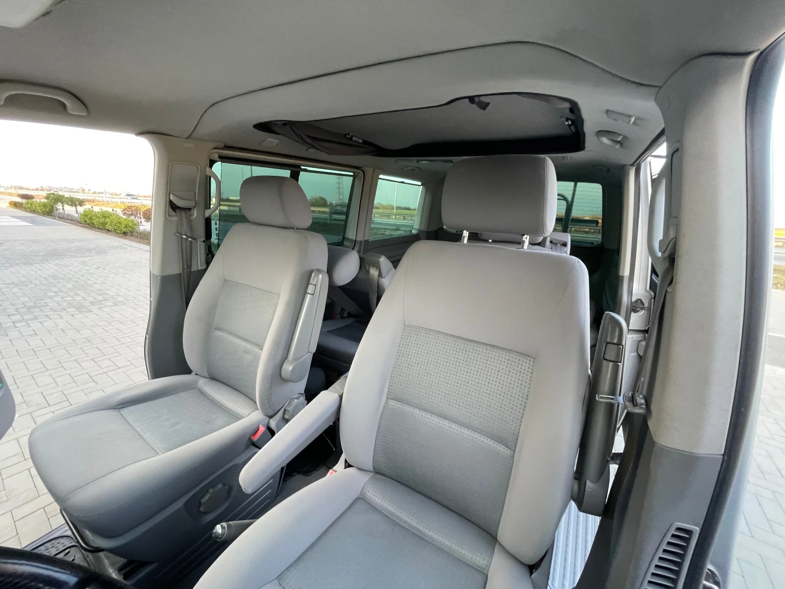 VW Multivan Camper, снимка 9 - Автомобили и джипове - 54006097