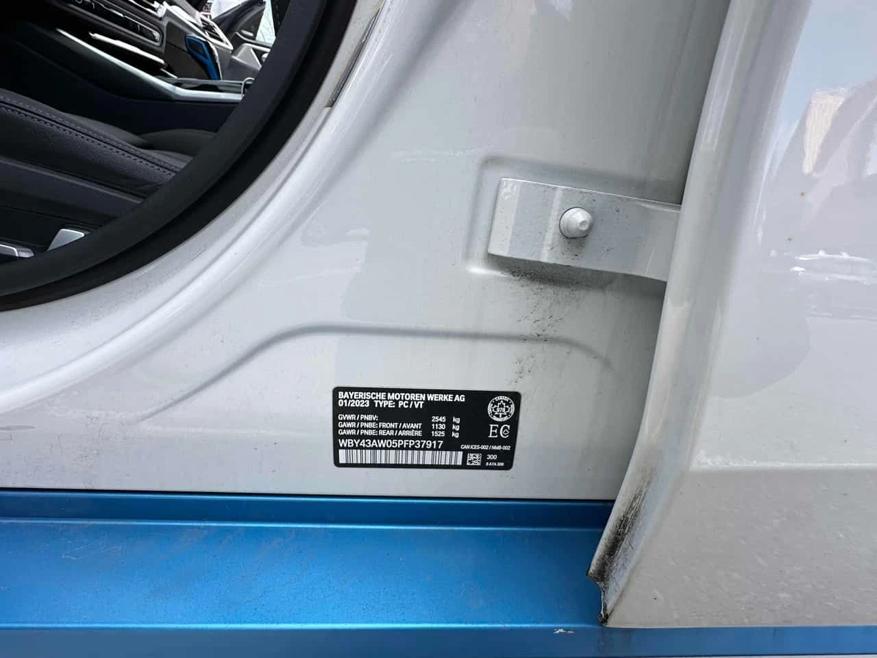 BMW i4 * eDrive35 * CARFAX * HEAD-UP * 360 ������ | Mobile.bg � ����������� 14