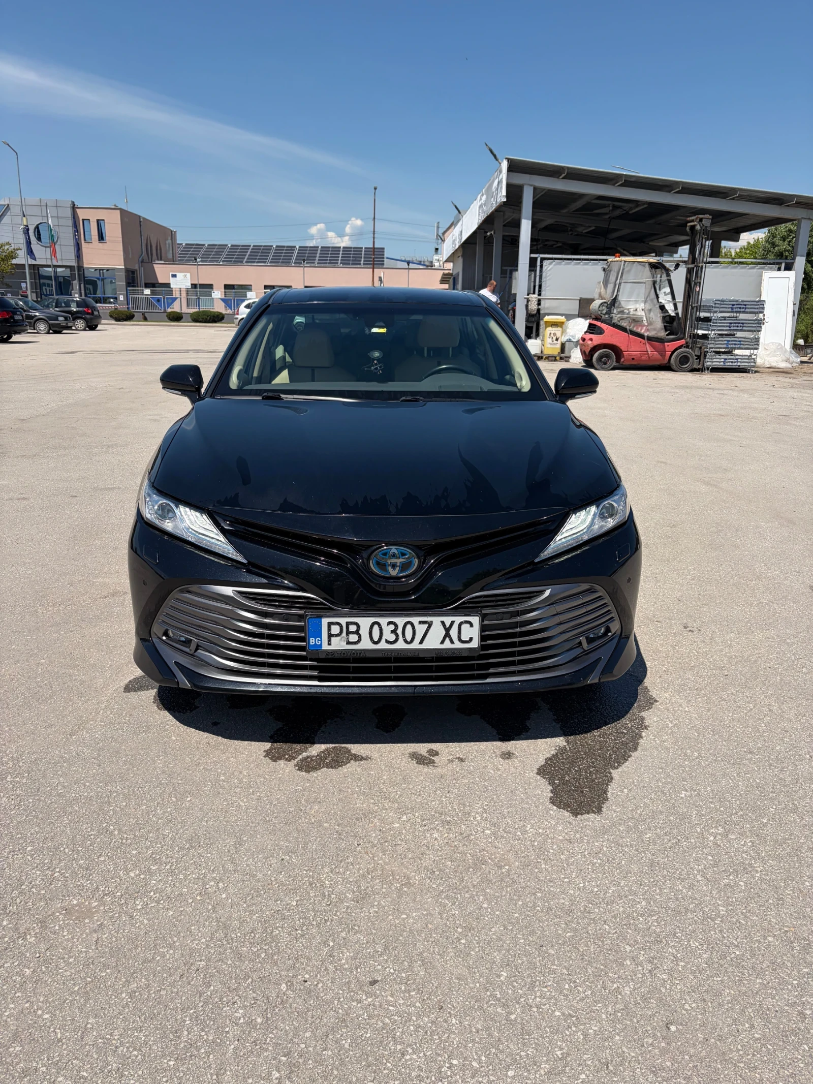 Toyota Camry FACELIFT Executive/Luxury, снимка 3 - Автомобили и джипове - 54441029