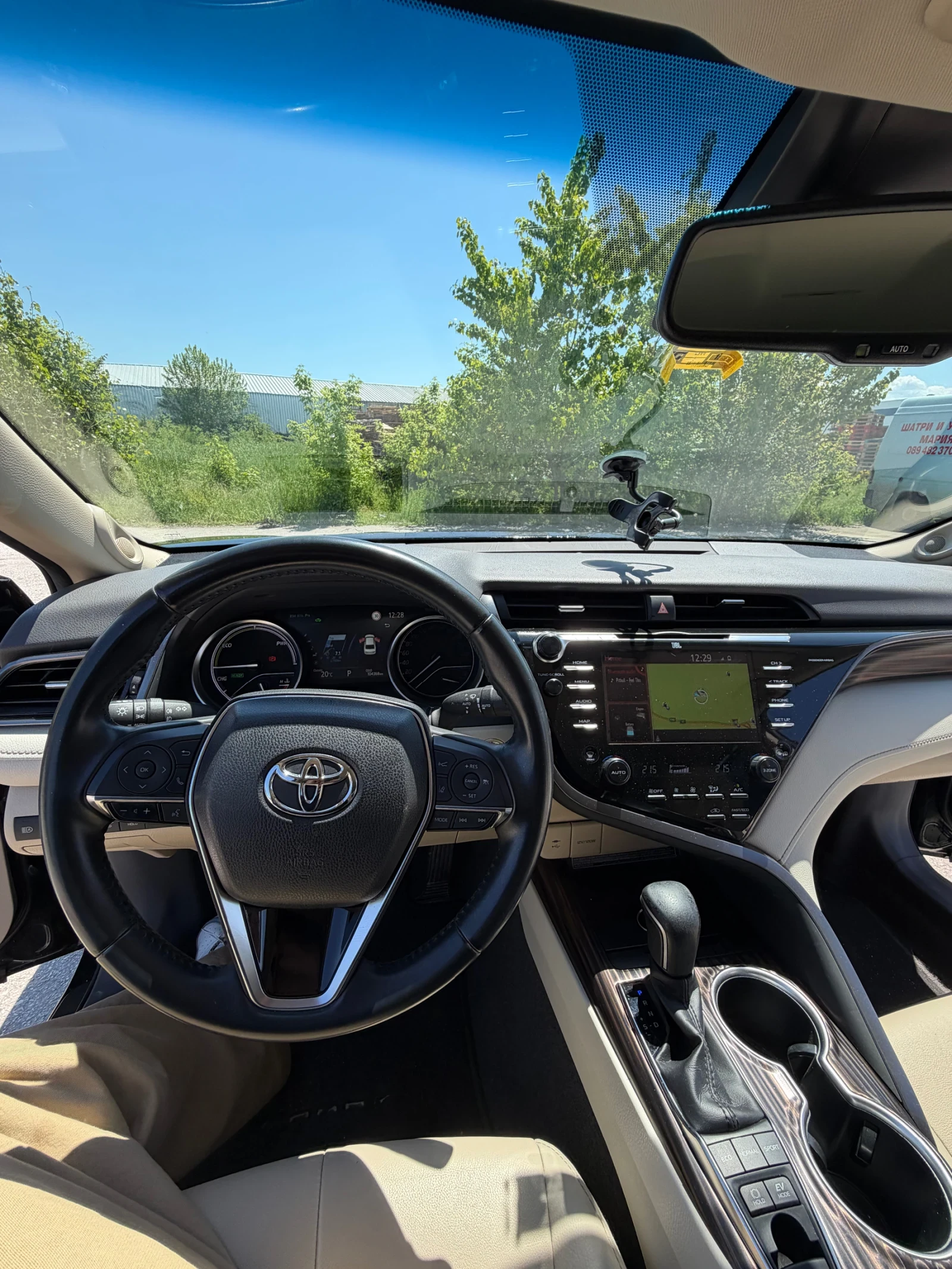 Toyota Camry FACELIFT Executive/Luxury, снимка 8 - Автомобили и джипове - 54441029