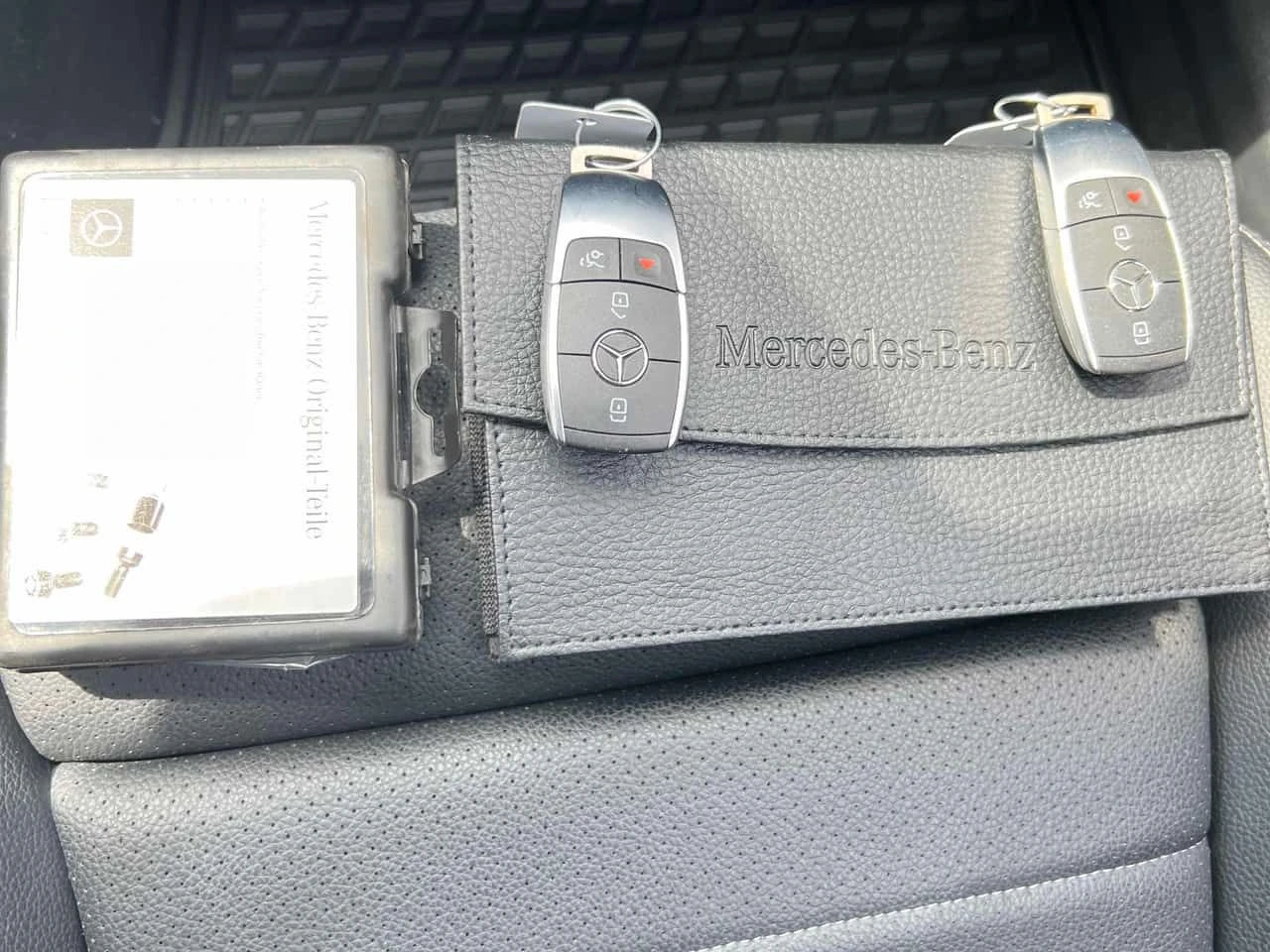 Mercedes-Benz C 300  COUPE 4matic | HARMAN KARDON | DIS | MEMORY, снимка 10 - Автомобили и джипове - 54819281