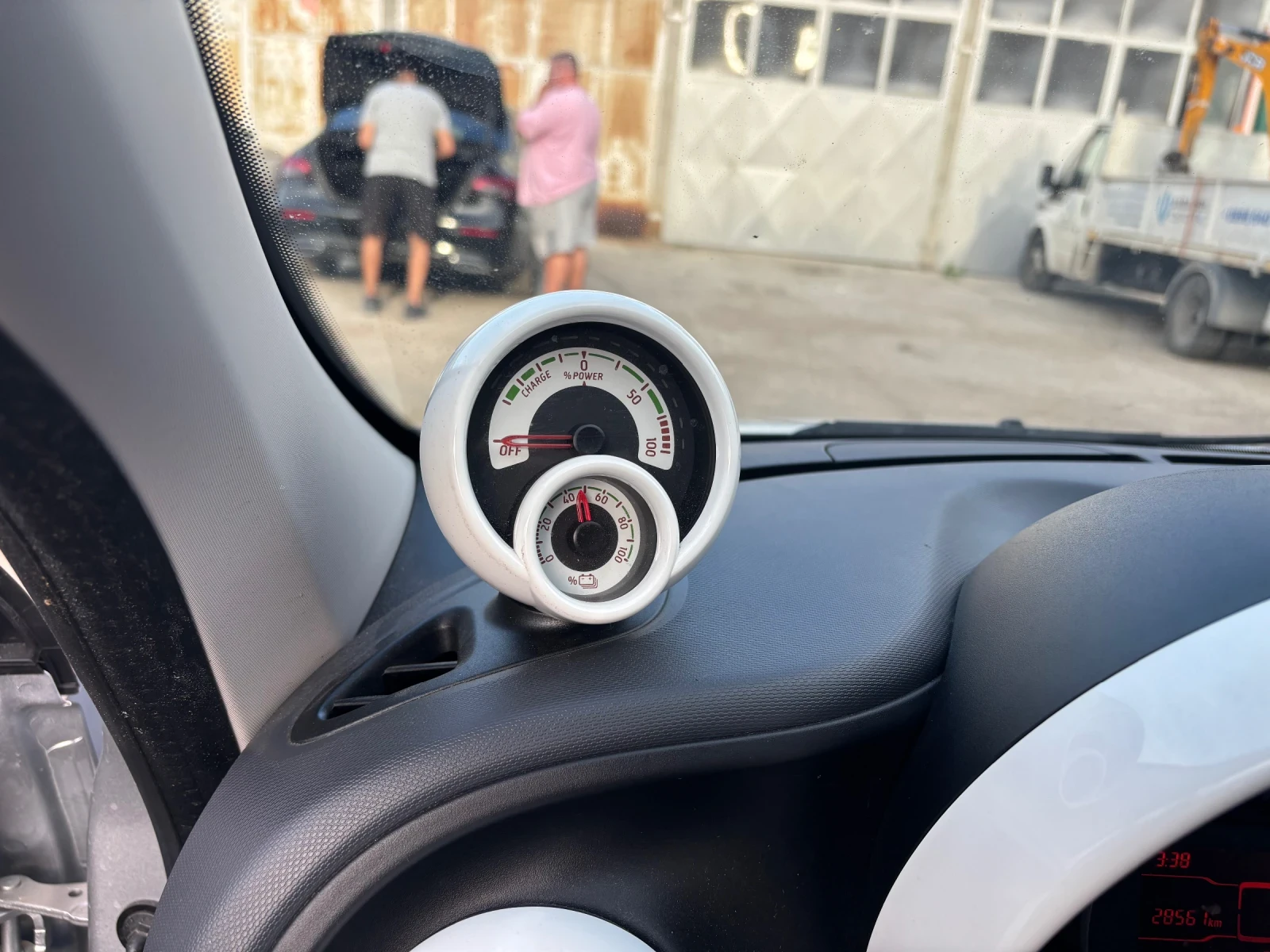 Smart Forfour 28900 km Germany, снимка 15 - Автомобили и джипове - 54858459