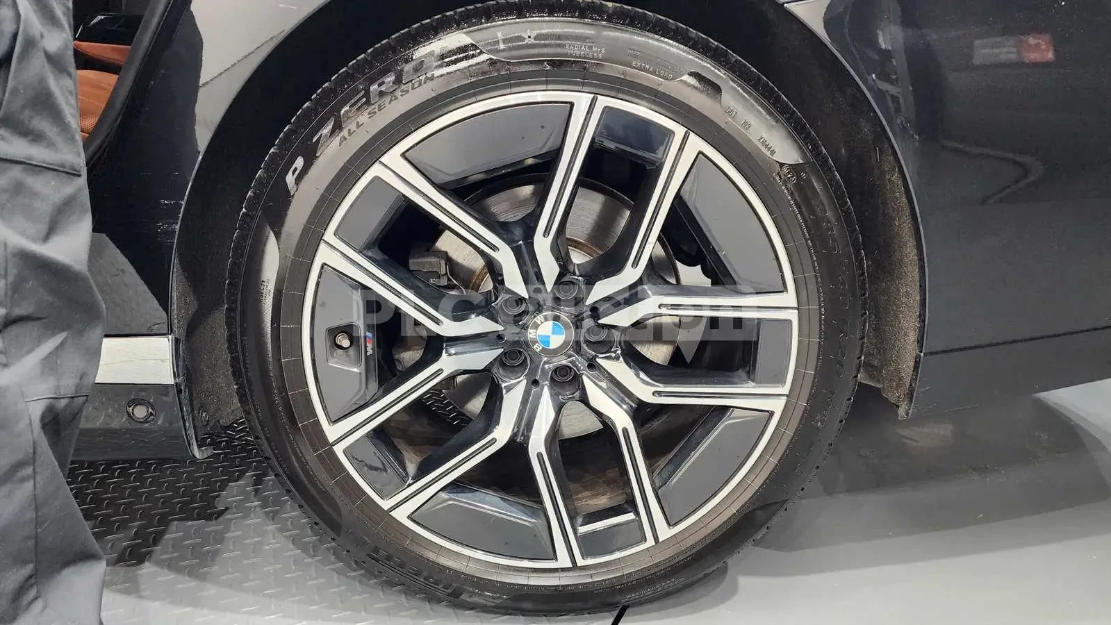 BMW 740 ОБДУХВАНЕ * ДИСТРОНИК * HEAD-UP * , снимка 5 - Автомобили и джипове - 55032789