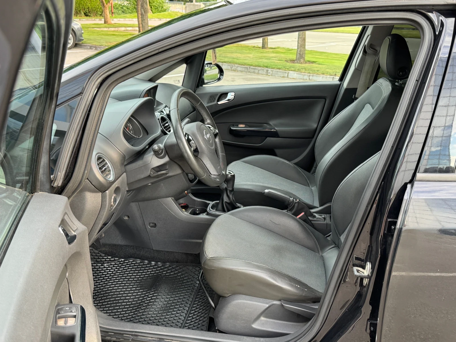Opel Corsa Газ-Инж, снимка 8 - Автомобили и джипове - 55125154