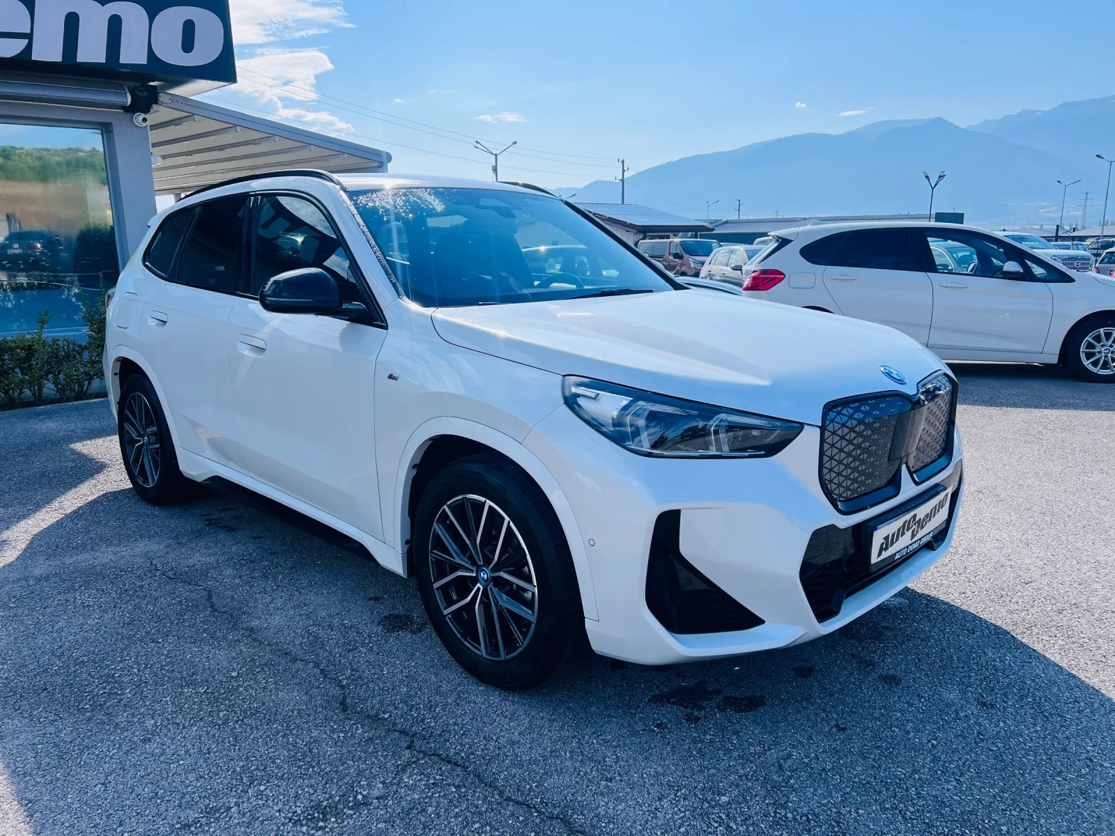 BMW iX1 X-Drive 30* M Sport*  | Mobile.bg � ����������� 3