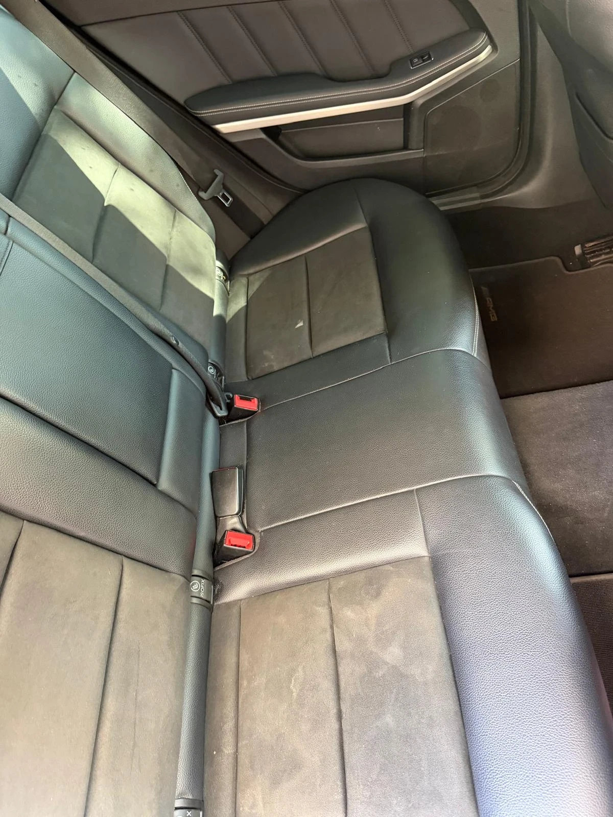Mercedes-Benz E 220, снимка 6 - Автомобили и джипове - 55594389