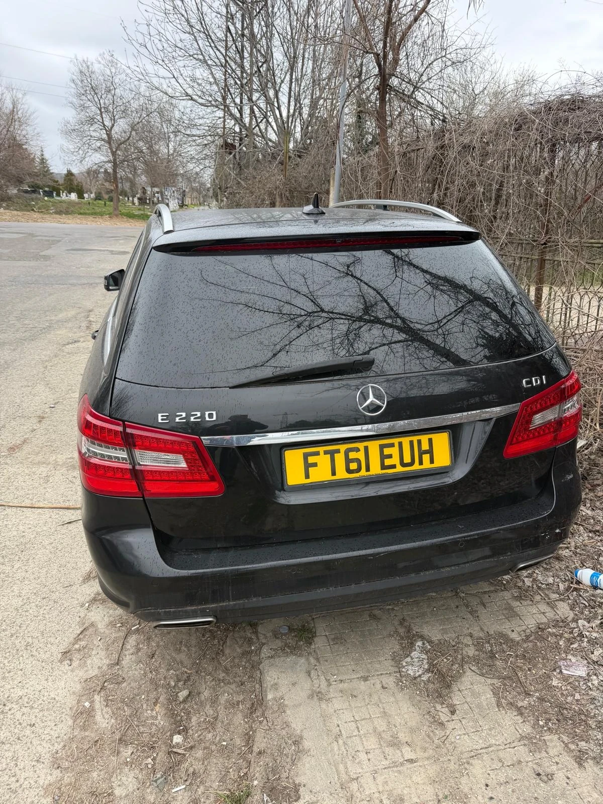Mercedes-Benz E 220, снимка 2 - Автомобили и джипове - 55594389