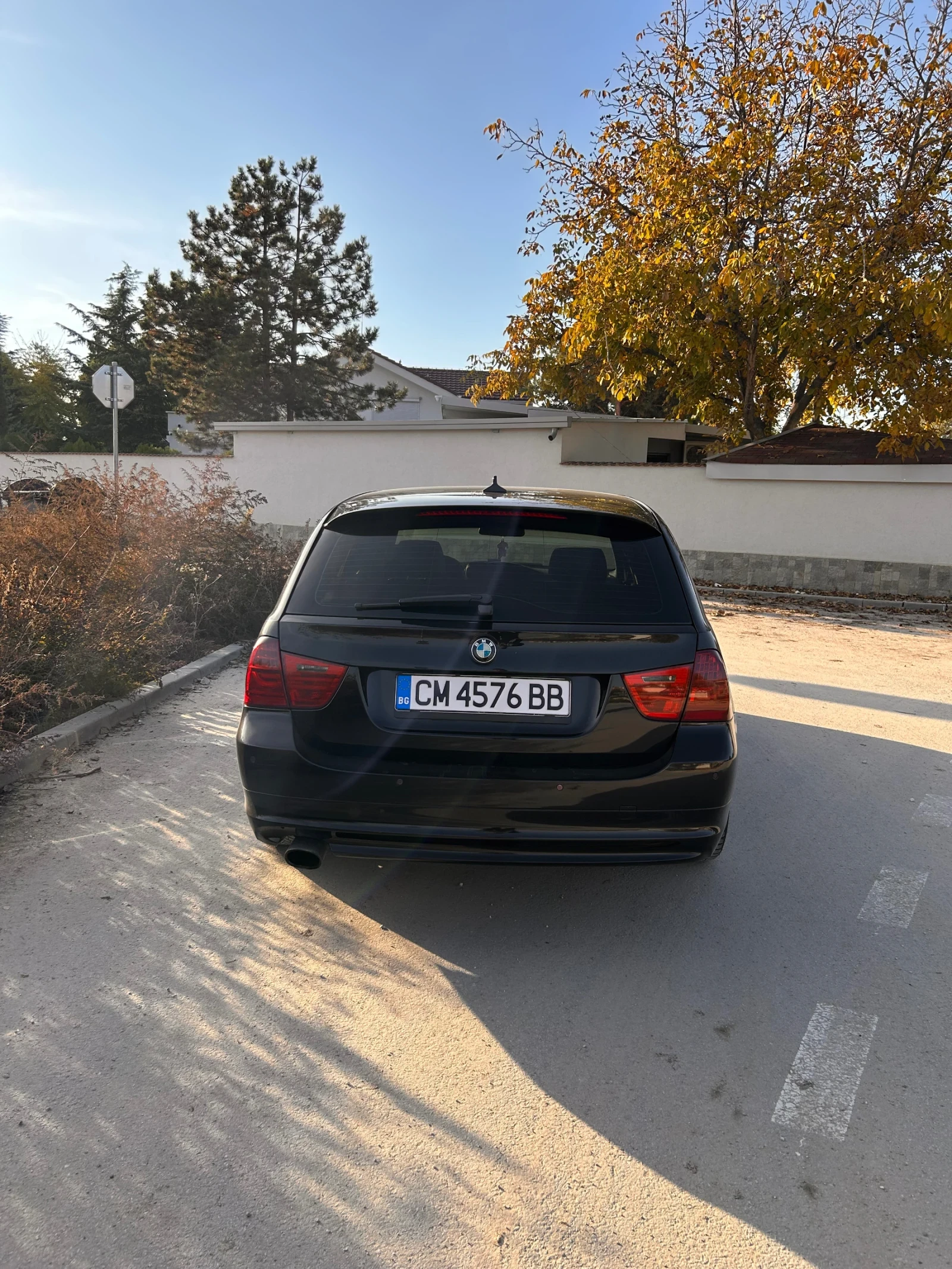 BMW 320, снимка 2 - Автомобили и джипове - 55772983