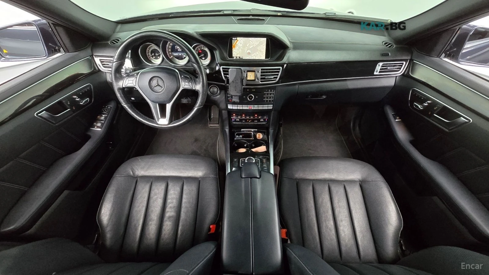 Mercedes-Benz E 400 4MATIC* 360* КОЖА* ОБДУХВ* НАВИ* ПАНО, снимка 5 - Автомобили и джипове - 56202568