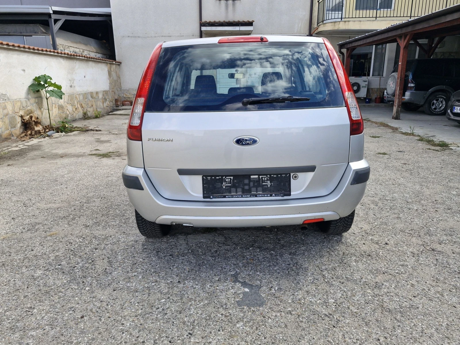 Ford Fusion 1.6 бензин 101 к.с. климатик , снимка 7 - Автомобили и джипове - 56298413